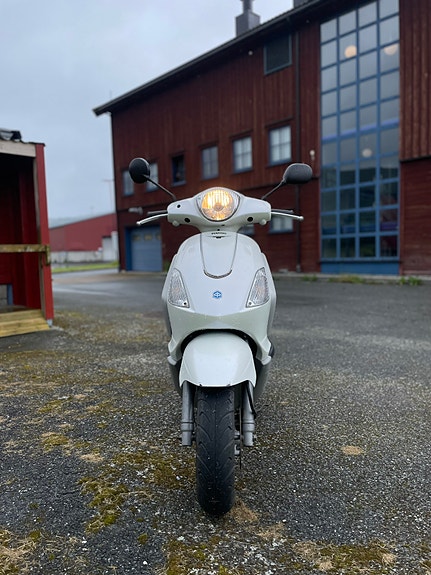 Piaggio Fly 50 4 of 5