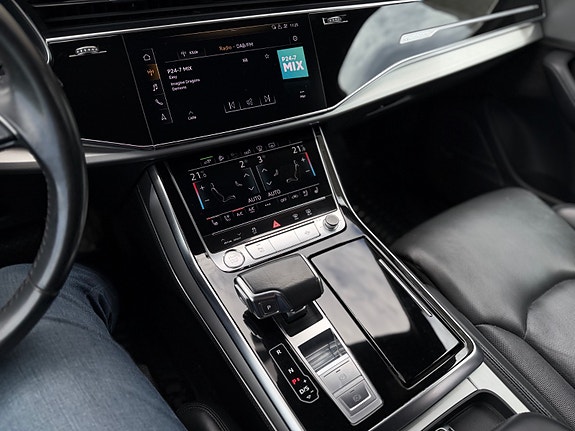 Audi Q7 27 of 30