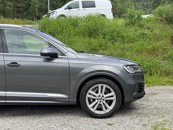 Audi Q7 13 of 30