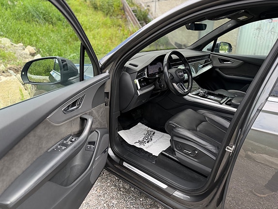 Audi Q7 19 of 30