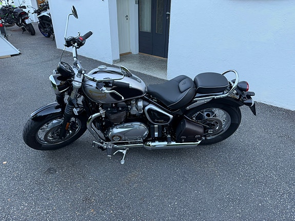 Triumph Bonneville Speedmaster 8 of 12