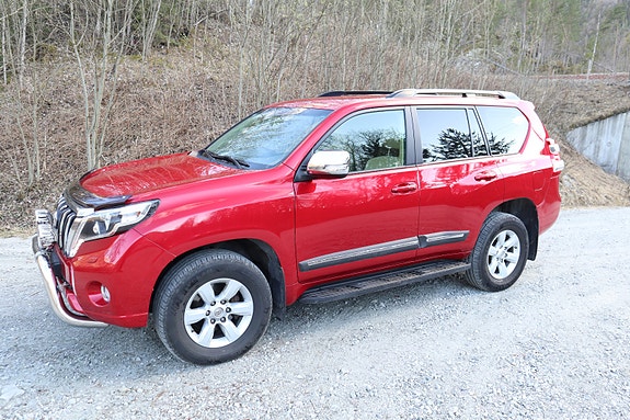 Toyota Land Cruiser 8 of 25