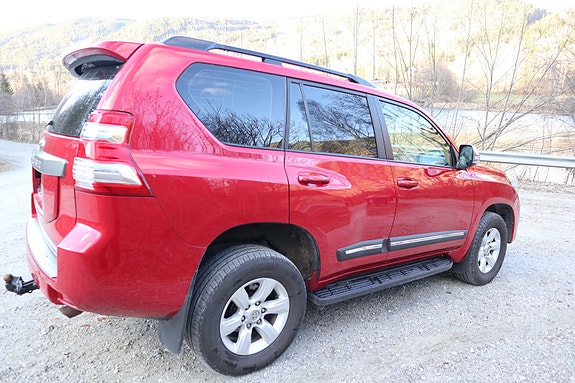 Toyota Land Cruiser 5 of 25