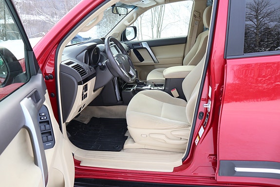 Toyota Land Cruiser 21 of 25