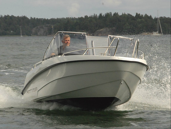 AMT 175 BR m/ Honda 80 hk – Fin båt 3 of 5