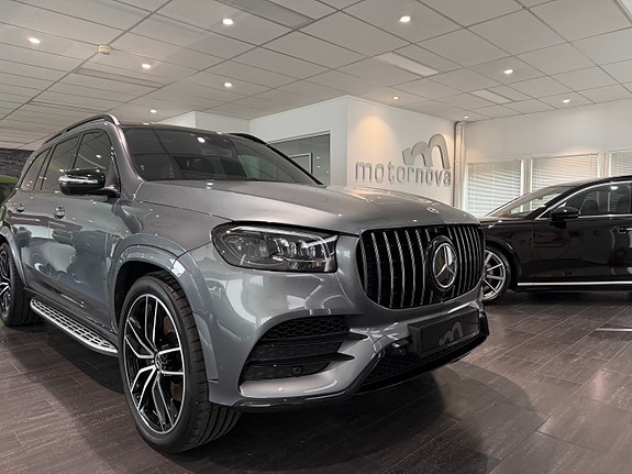 Mercedes-Benz GLS400 d 2 of 5
