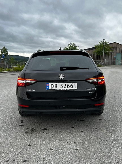 Skoda Superb 5 of 20