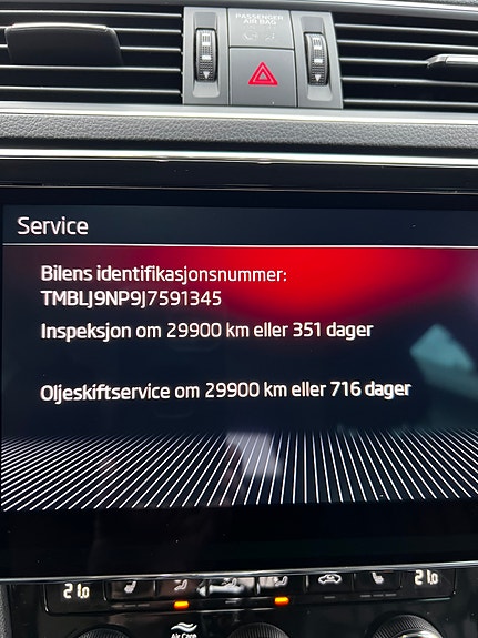 Skoda Superb 16 of 20