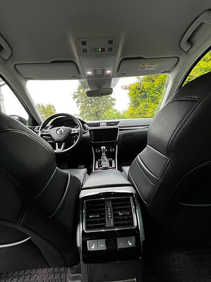Skoda Superb 15 of 20