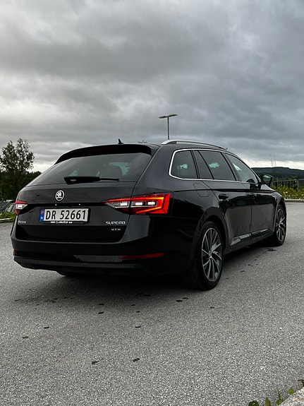 Skoda Superb 4 of 20