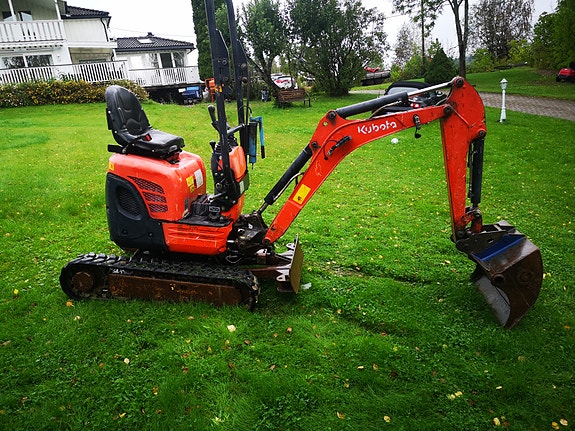 Kubota U10-3 2 of 13