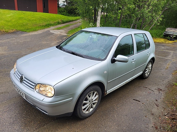 Volkswagen Golf IV 2 of 5