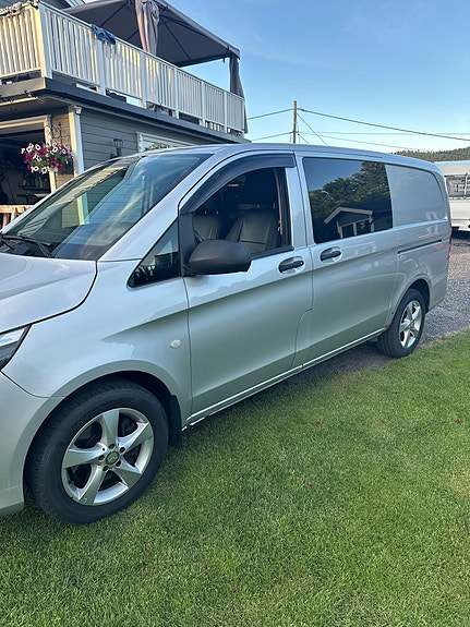 Mercedes-Benz Vito 119 2 of 5