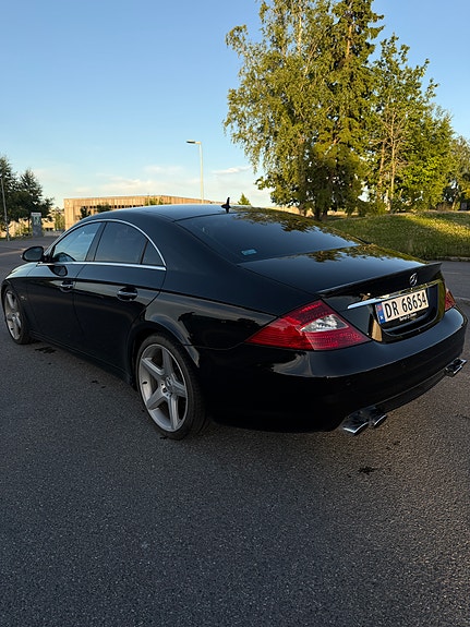Mercedes-Benz CLS63 4 of 5