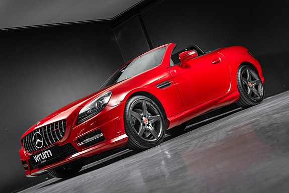 Mercedes-Benz SLK200 3 of 5