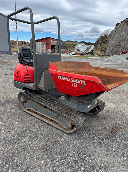 Neuson TD18 3 of 5