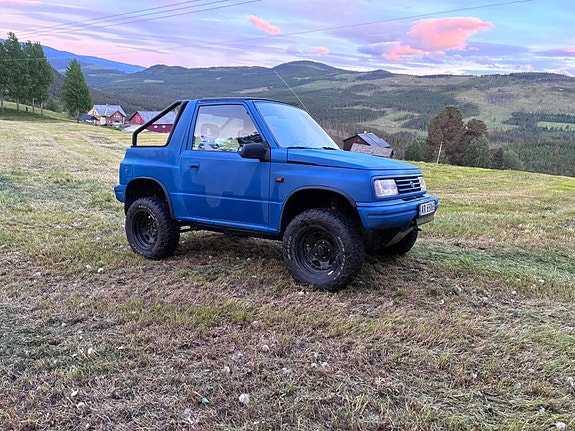 Suzuki Vitara 12 of 27