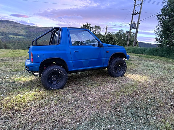 Suzuki Vitara 7 of 27