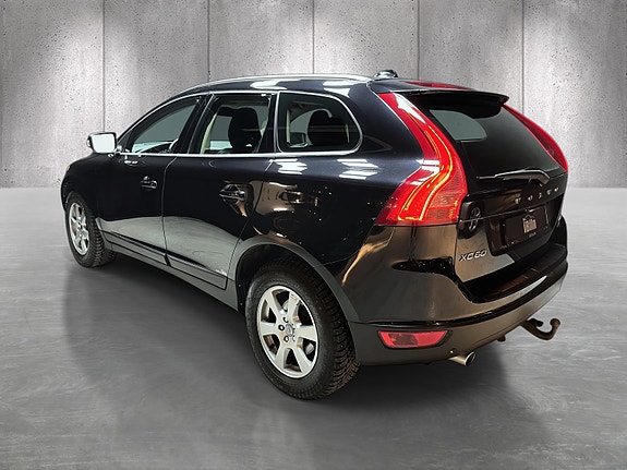Volvo XC60 5 of 5