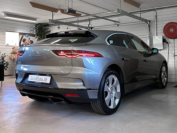 Jaguar I-PACE 5 of 5