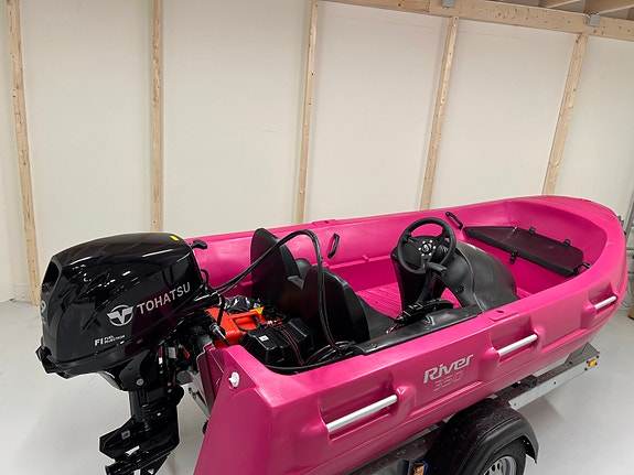 RIVER 350 XR MED TARGA OG 9,9/15 HK MOTOR 4 of 5
