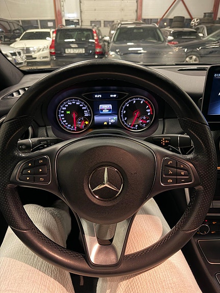 Mercedes-Benz A180 16 of 22