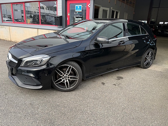Mercedes-Benz A180 2 of 22