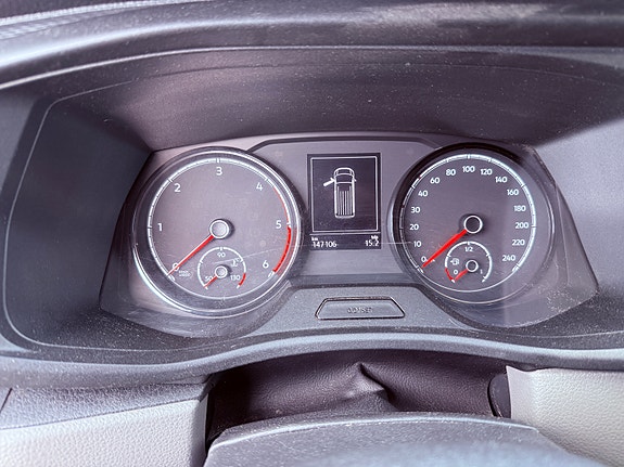 Volkswagen Transporter 11 of 17
