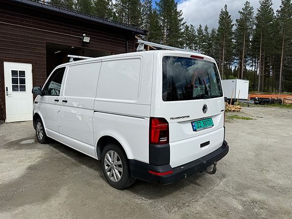 Volkswagen Transporter 9 of 17