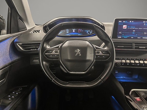 Peugeot 5008 14 of 30
