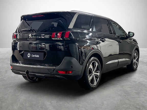 Peugeot 5008 5 of 5