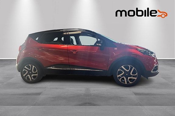 Renault Captur 2 of 5