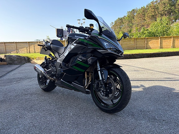 Kawasaki Ninja 1000 SX 5 of 5