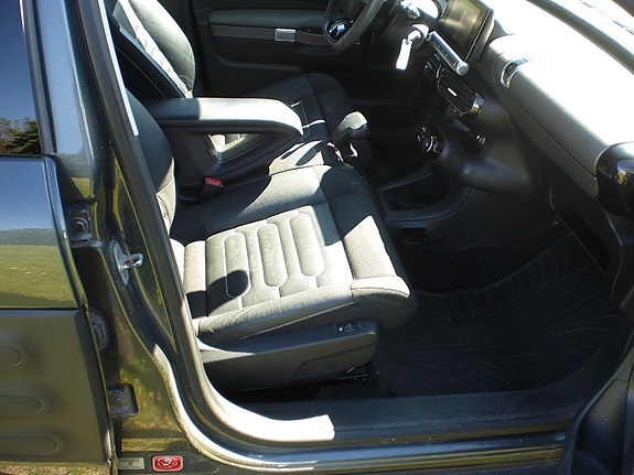 Citroen C4 Cactus 16 of 23