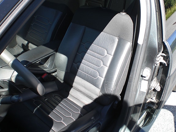 Citroen C4 Cactus 10 of 23