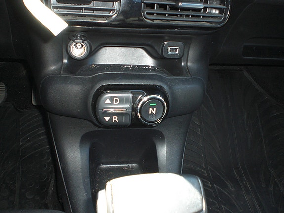 Citroen C4 Cactus 21 of 23