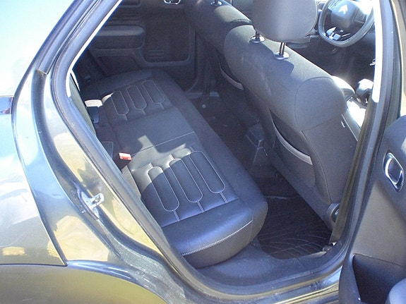 Citroen C4 Cactus 17 of 23