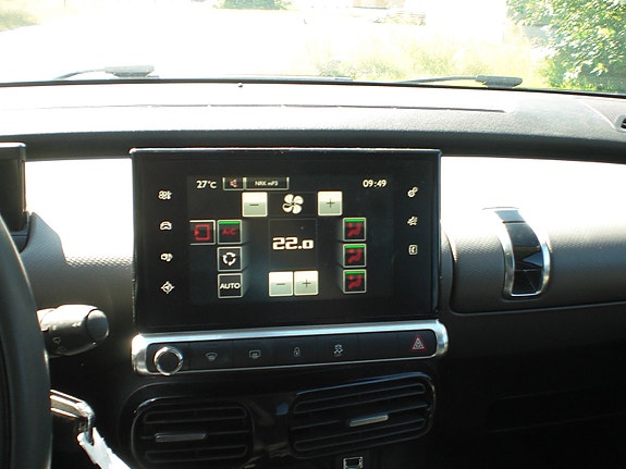 Citroen C4 Cactus 19 of 23