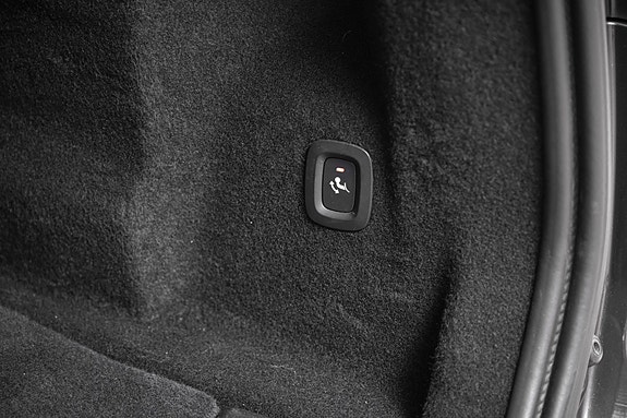 Volvo XC60 26 of 30