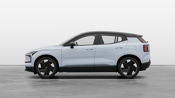 Volvo EX30 4 of 5