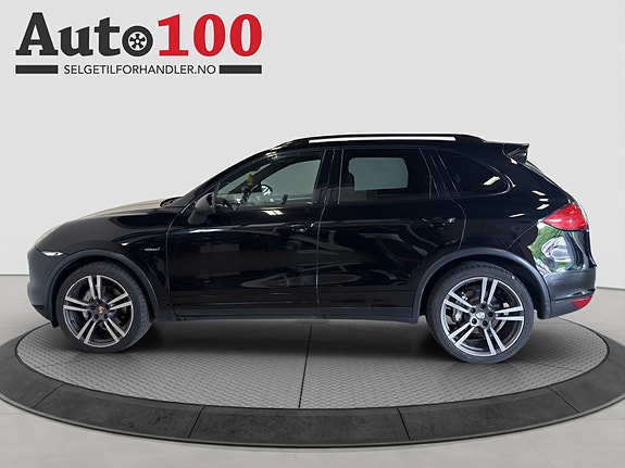 Porsche Cayenne 5 of 5