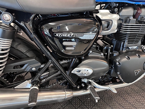 Triumph Street Twin *** SERVICE/GARANTI *** 18 of 30