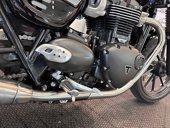 Triumph Street Twin *** SERVICE/GARANTI *** 17 of 30