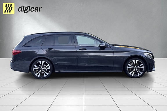 Mercedes-Benz C-Klasse 4 of 5