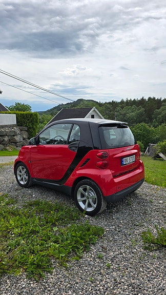 Smart Fortwo coupe 3 of 5