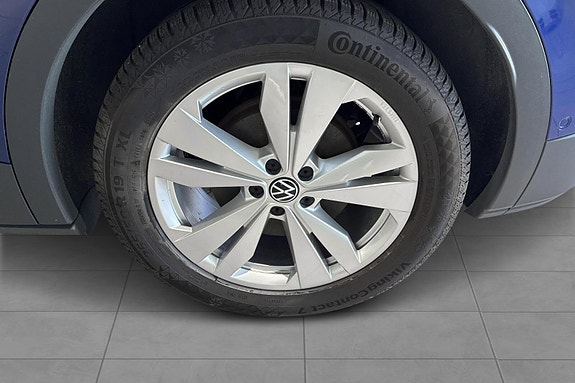 Volkswagen ID.4 10 of 12