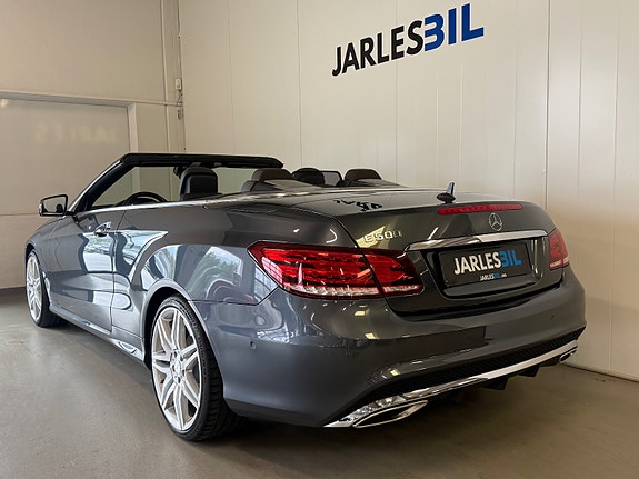 Mercedes-Benz E500 9 of 25