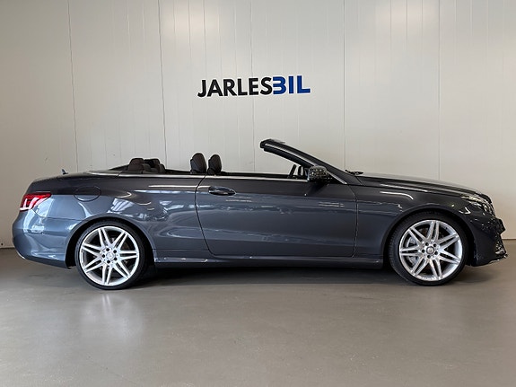 Mercedes-Benz E500 2 of 25