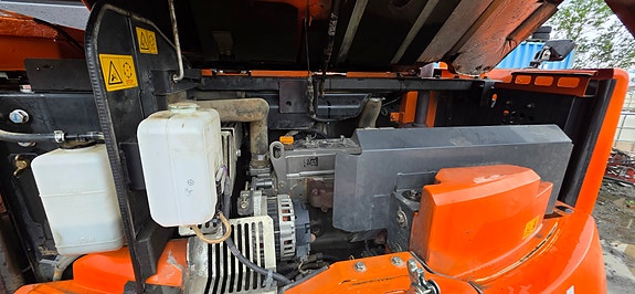 Hitachi zx85us-5a 5 of 5
