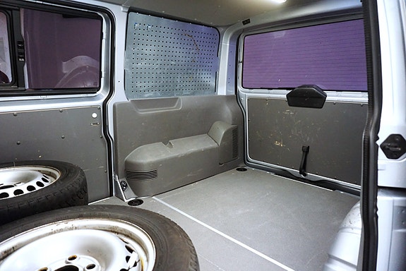 Volkswagen Transporter 26 of 27